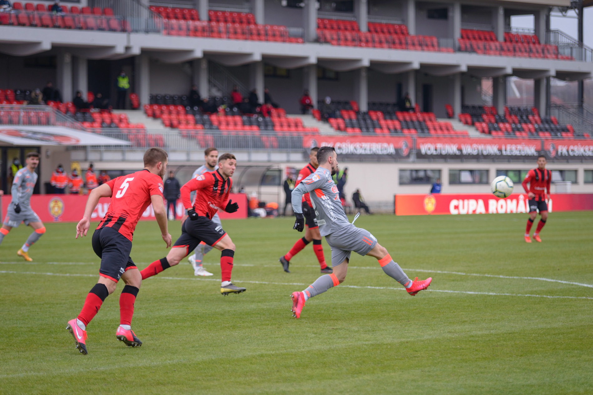 FK-UTA, kupabúcsúnk margójára