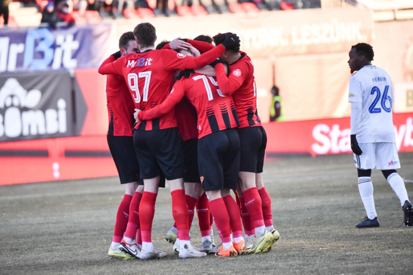 Szuperliga | Tökéletes évkezdés három begyűjtött ponttal