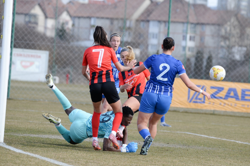 Női Szuperliga | Nem sikerült itthon tartanunk a három pontot a Farul ellen