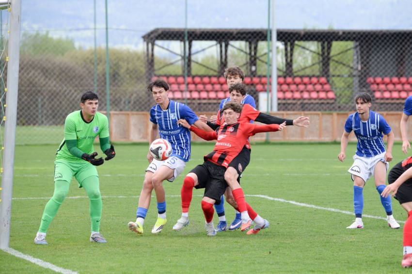 Elitliga U17 | Bajnokavató döntetlen a Farul ellen