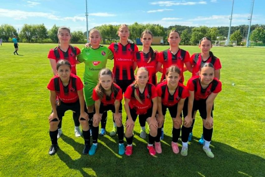 U15 lányok | Győzelem a Poli ellen, döntőben csapatunk