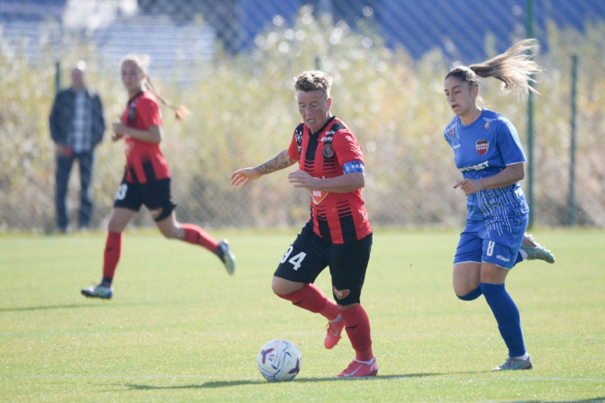 Női Szuperliga | Herczeg bombagóljával az élre álltunk